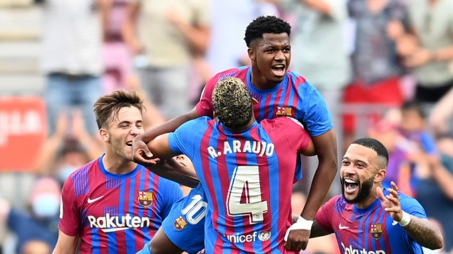 برشلونة يستعيد توازنه بثلاثية في مرمى ليفانتي
