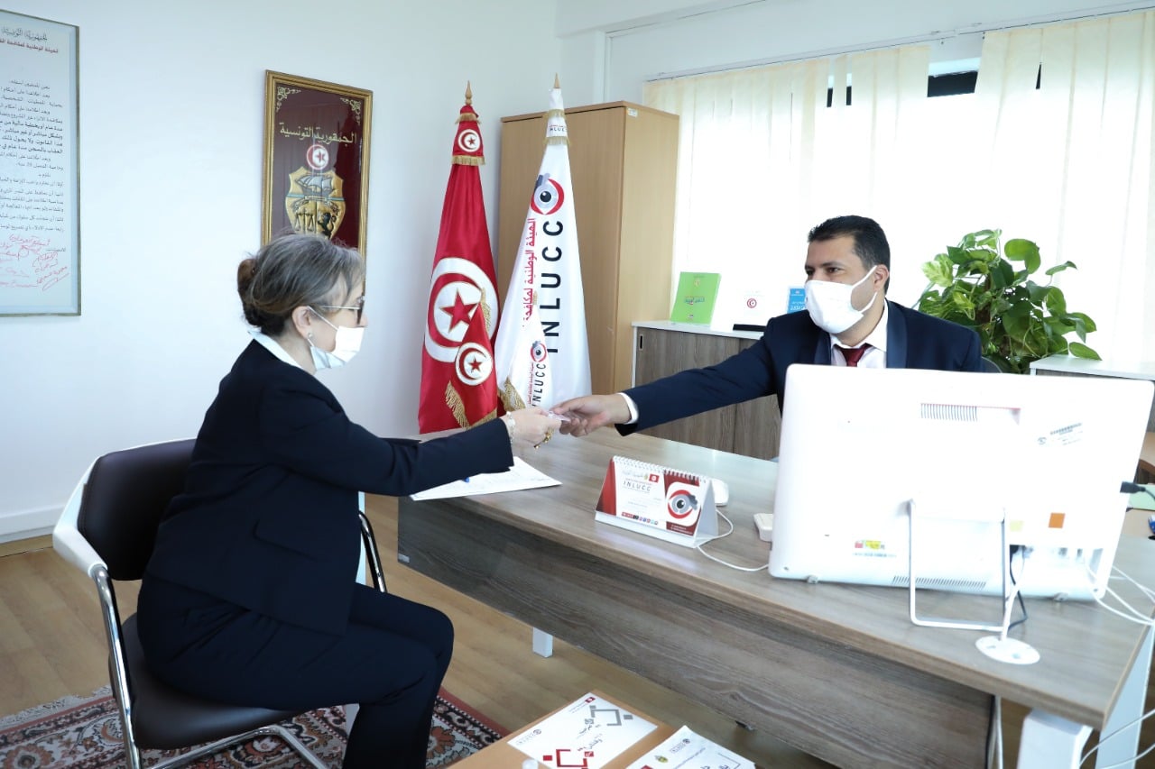 نجلاء بودن وأعضاء الحكومة يصرّحون بمكاسبهم نجلاء بودن وأعضاء الحكومة يصرّحون بمكاسبهم