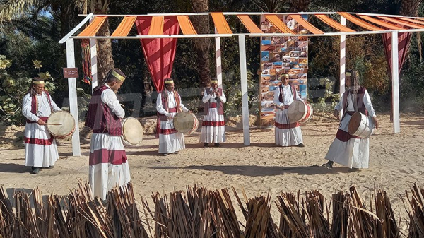 Tozeur : Le spectacle ''Al Kadous'' se fait remarquer festival international des Oasis