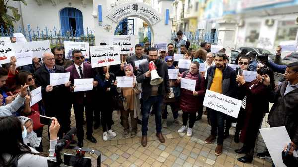 الصحفيون يطالبون بإطلاق سراح مراسل موزاييك خليفة القاسمي‎‎