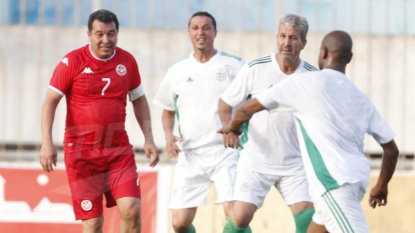 Foot: match amical entre les anciens de l'EN tunisienne et algérienne