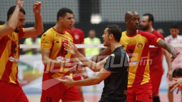 الكرة الطائرة: الترجي يضم الكأس للبطولة‎‎