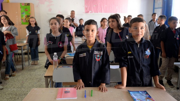 L'ambiance de la rentrée scolaire à l'école primaire ''Al Amal'', à la Cité Etadhamen