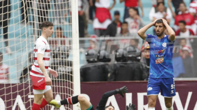 الرابطة الأولى المحترفة | الجولة 12 : النادي الإفريقي (2 - 0) الاتحاد الرياضي المنستيري الرابطة الأولى المحترفة | الجولة 12 : النادي الإفريقي (2 - 0) الاتحاد الرياضي المنستيري