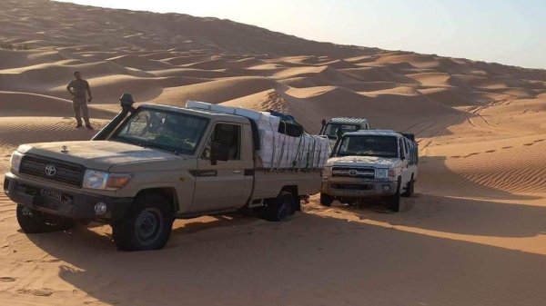  حجز 51 ألف علبة سجائر مهربة في صحراء تطاوين 
