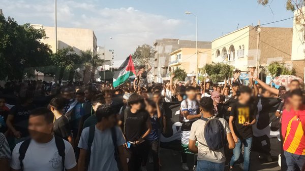 تطاوين: مسيرة تلمذيّة نصرة لغزة 