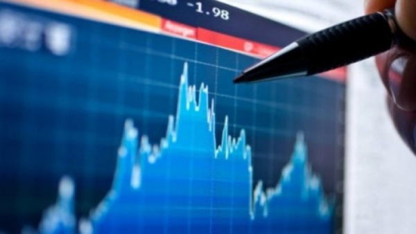 تراجع الطلب الخارجي على بعض المؤسسات الصناعية وتطور إنتاج هذه القطاعات تراجع الطلب الخارجي على بعض المؤسسات الصناعية وتطور إنتاج هذه القطاعات