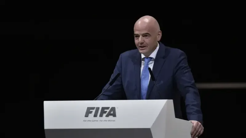 De nouvelles règles dans le foot...pas de quoi le changer