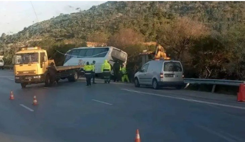Dérapage du bus touristique