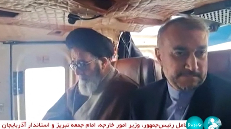 موسكو سترسل مروحيتين للبحث عن طائرة رئيسي موسكو سترسل مروحيتين للبحث عن طائرة رئيسي