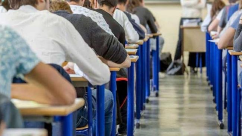 حادثة تلميذات الباكالوريا في سليانة.. اجراءات من وزارة التربية