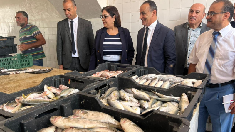 وزيرة التجارة في زيارة غير معلنة لمؤسسات ...