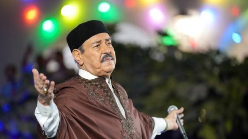 مهرجان المنستير: لطفي بوشناق أمام شبابيك ...