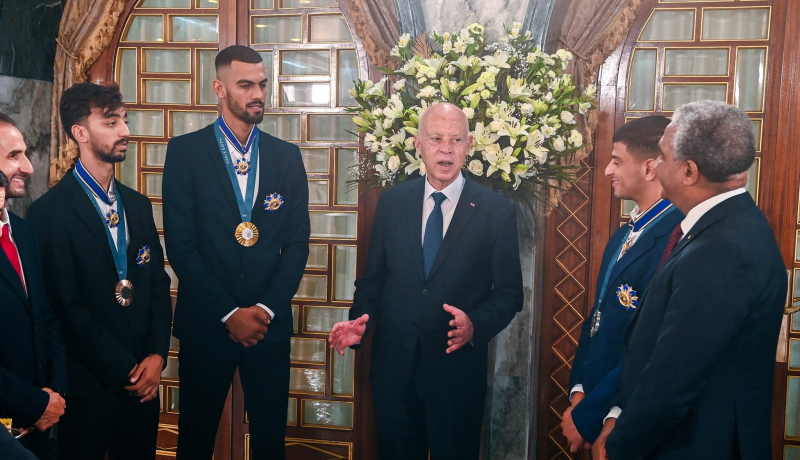 رئيس الجمهورية يكرّم أبطال الأولمبياد ...