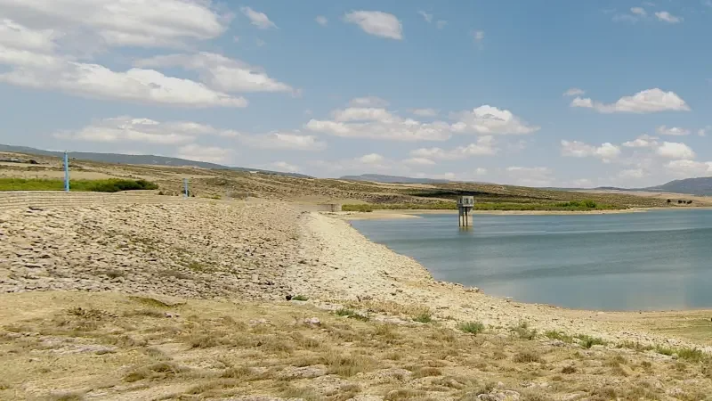 فلاحو سليانة متخوفون من تواصل غلق مياه ...