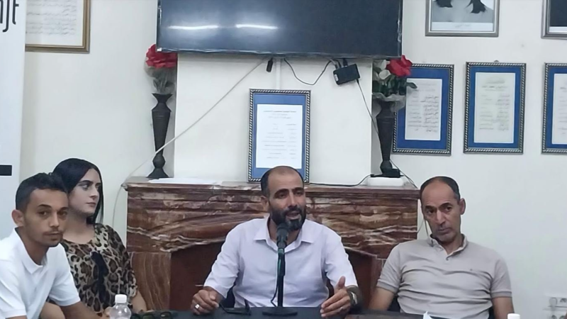 الأساتذة والمعلمون النواب مستاؤون من ...