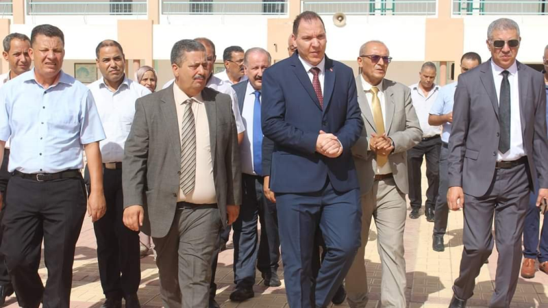 وزير التربية يتفقد جاهزية عدد من ...