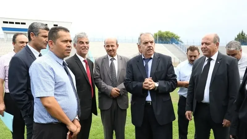 Le ministre de la Jeunesse et des Sports au stade Chedly Zouiten