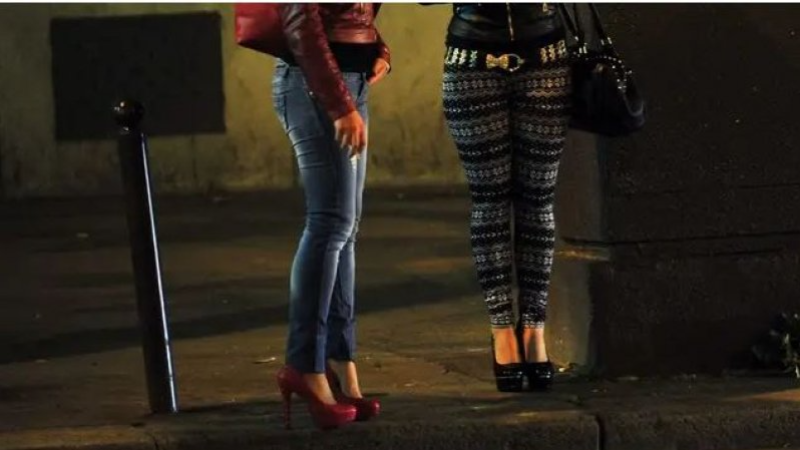 أريانة: الاحتفاظ بشقيقتين من أجل ترويج ...