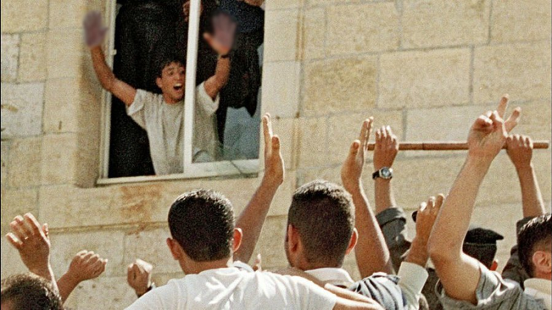 استشهاد صاحب أشهر صورة في الانتفاضة ...