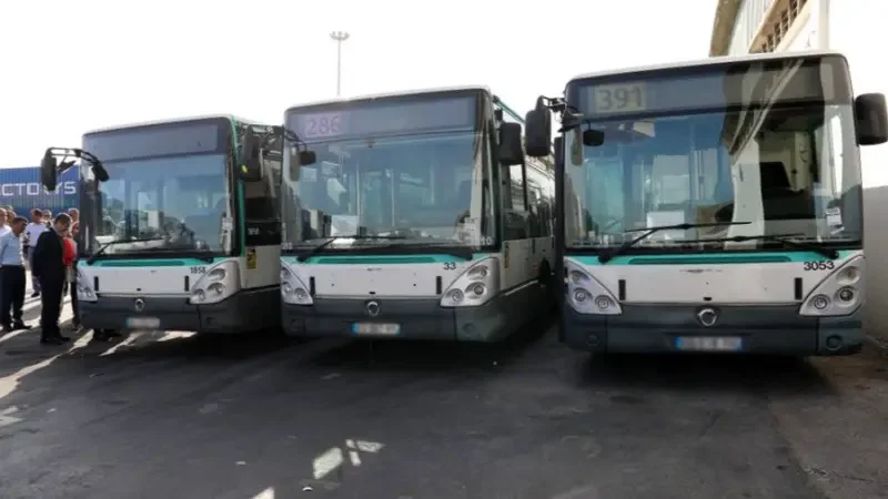 Bus