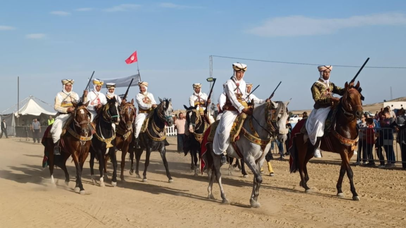سيدي بوزيد: عزيزة بولبيار في إفتتاح ...