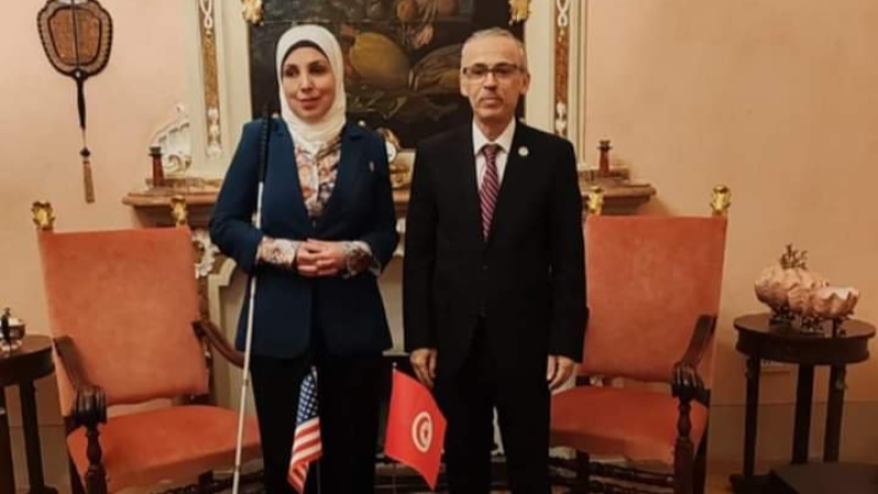 بحث تطويرالتعاون التونسي الأمريكي في ...