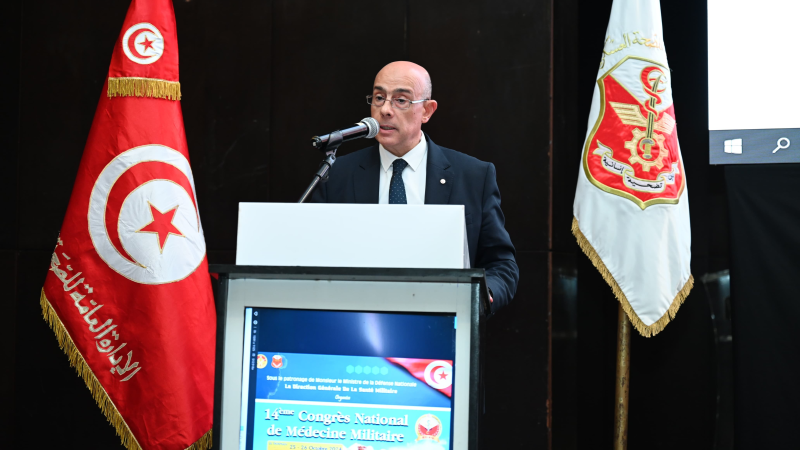 وزير الدفاع يفتتح المؤتمر الوطني 14 للطب ...
