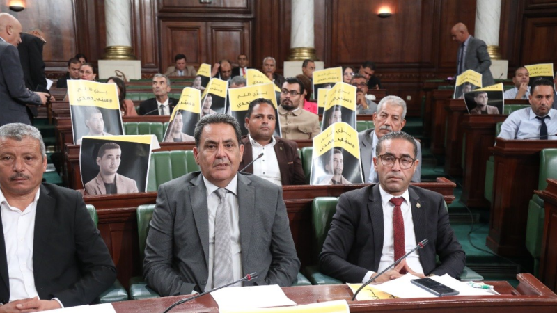 البرلمان يستدعي وزيريْ العدل والداخلية ...