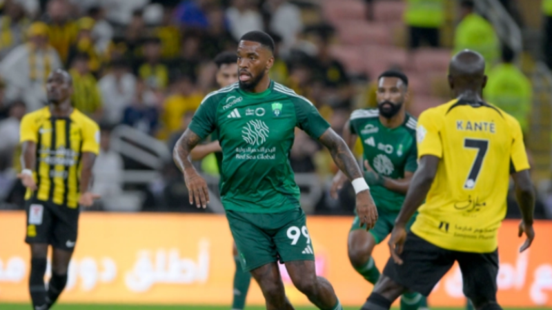 دوري روشن السعودي: الاتحاد يحسم ديربي ...