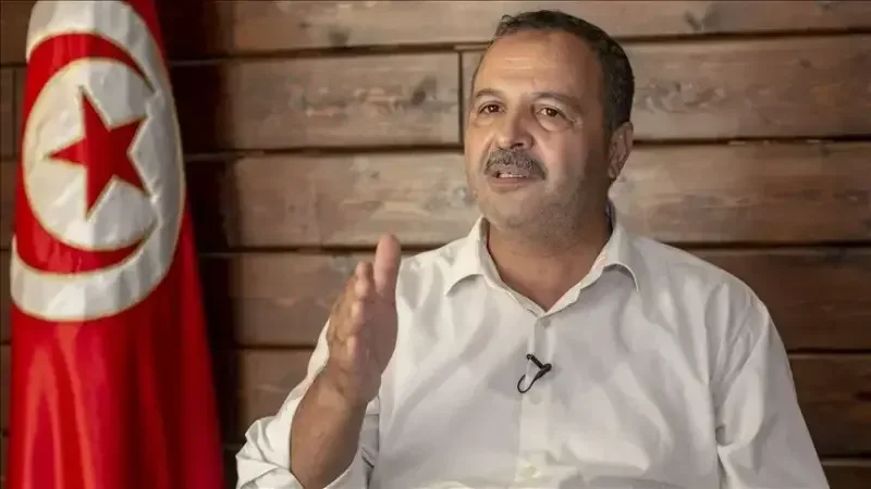 Levée de l'interdiction de quitter El Ouardia pour Abdellatif Mekki