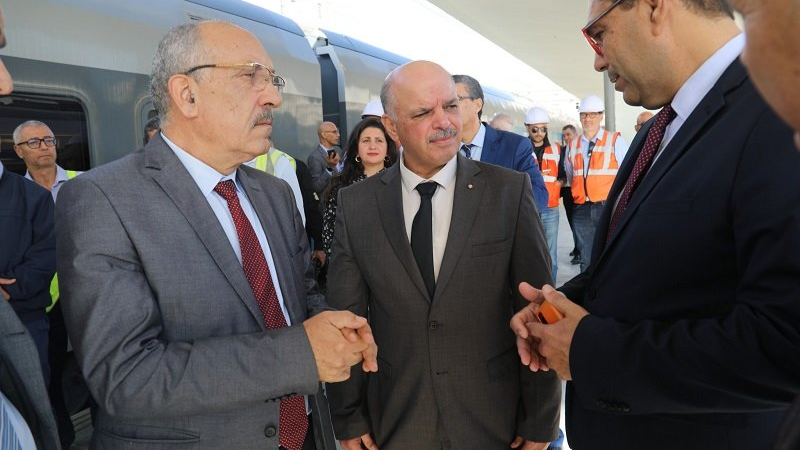 تواصل التجارب الفنية لتشغيل النقل ...
