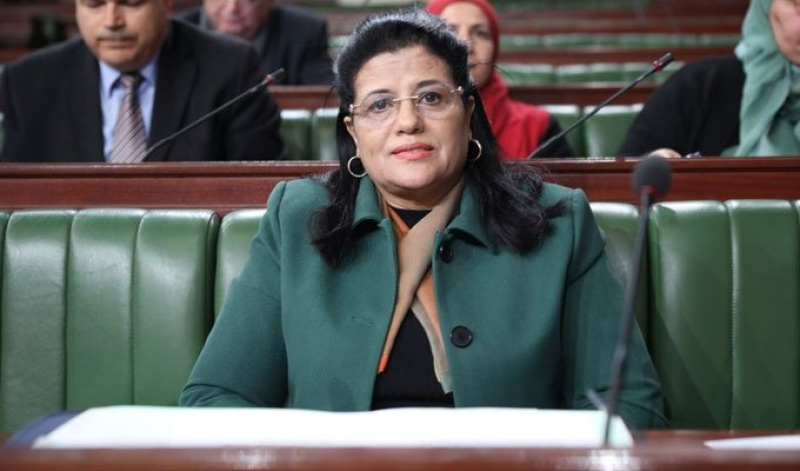 وزيرة المالية:إدماج الاقتصاد الموازي ...