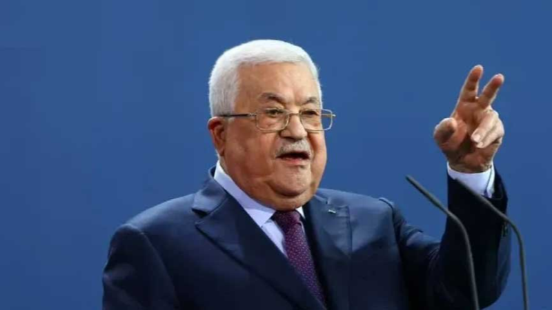 محمود عباس يصدر إعلانا دستوريا يحدد خلفه ...