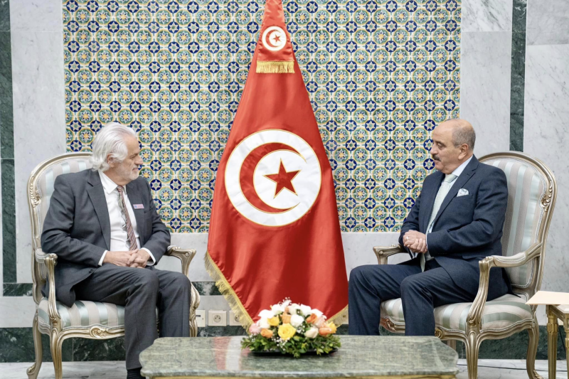 Nafti et le Représentant de l'Unicef