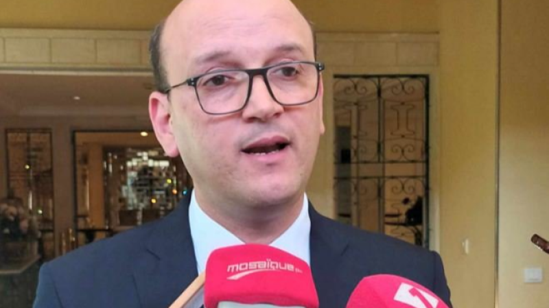 محمد بن عبيد:نحو تعديل 100 كراس شروط لدعم ...
