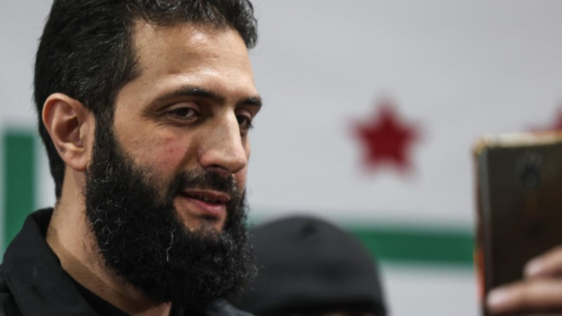 وصول الوفد الأميركي إلى مقر إقامة ...