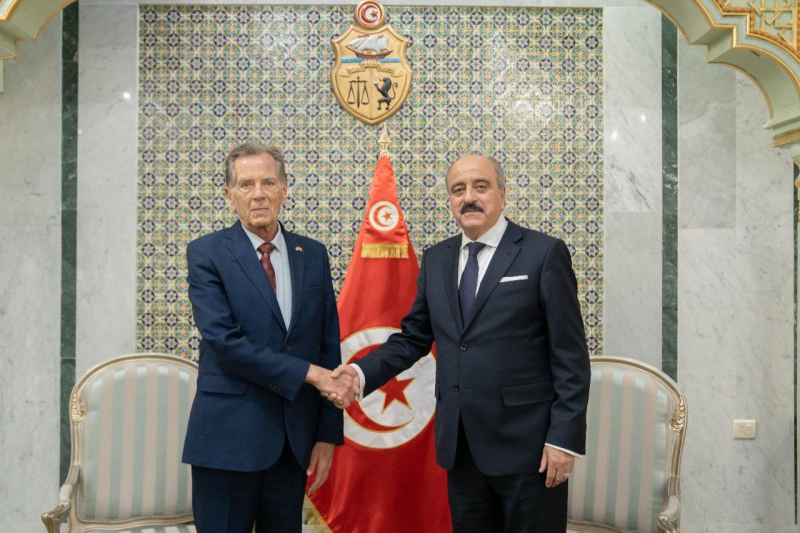 Nafti et l'ambassadeur palestinien