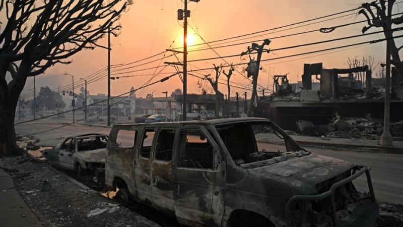 Incendies meurtriers à Los Angeles... Hollywood retient son souffle