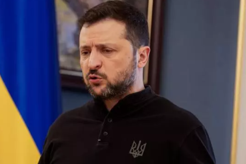 Zelensky: 'être avec Poutine ou être avec la paix' ?