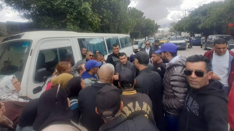 القصرين: احتجاج على إخلاء مقر جمعية ...