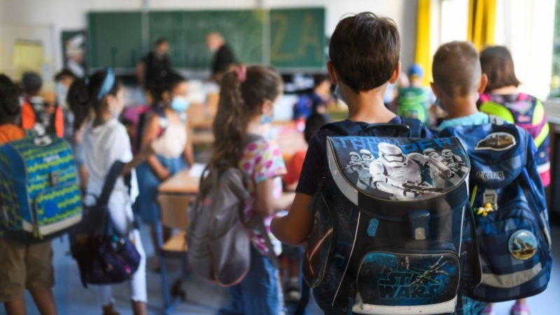 تفاصيل طاقة استيعاب المدارس الإعدادية والمعاهد النموذجية 2025-2026
