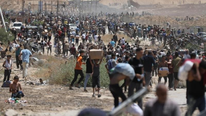 مجازر الاحتلال لا تتوقّف.. ارتقاء شهداء قرب مركز مساعدات في غزة