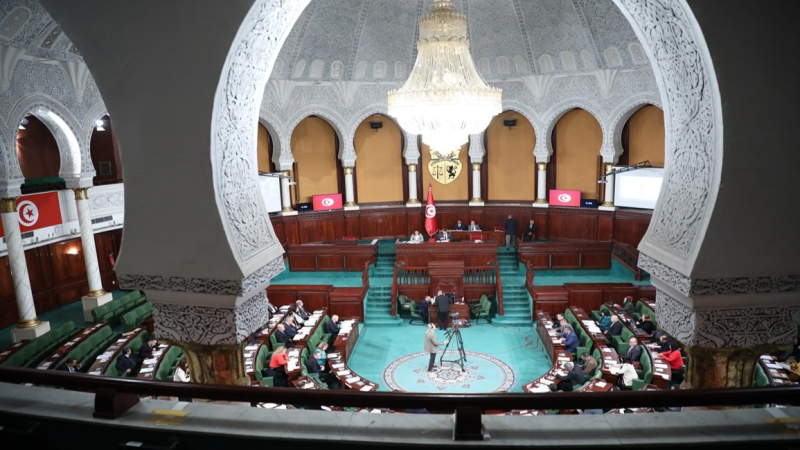 مقترح قانون 'استثنائي' لانتداب أصحاب الشهائد العليا الذين طالت بطالتهم