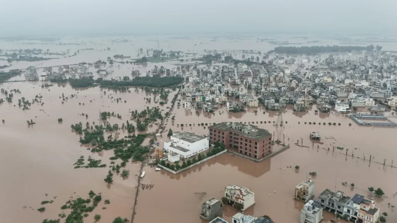 إجلاء نصف مليون باكستاني في البنجاب بسبب الأمطار الغزيرة