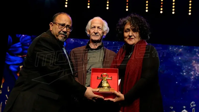 'الهاربات' تحصد التانيت الذهبي في ختام ...