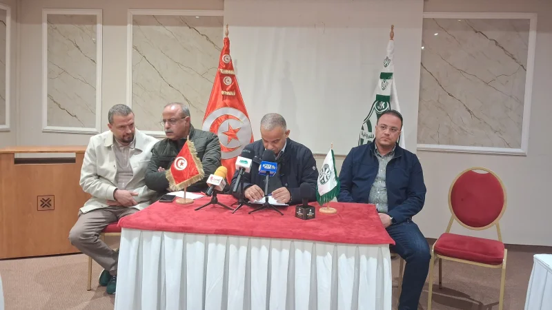 شبيبة القيروان تعلّق نشاط فرع كرة القدم وتسحب الثقة من إدارة التحكيم