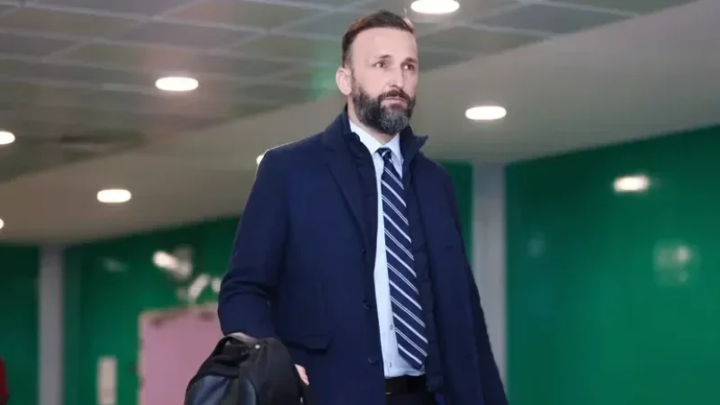 شباب بلوزداد: إيقاف المدرب راموفيتش مؤقّتا وعقوبات بحق لاعبين