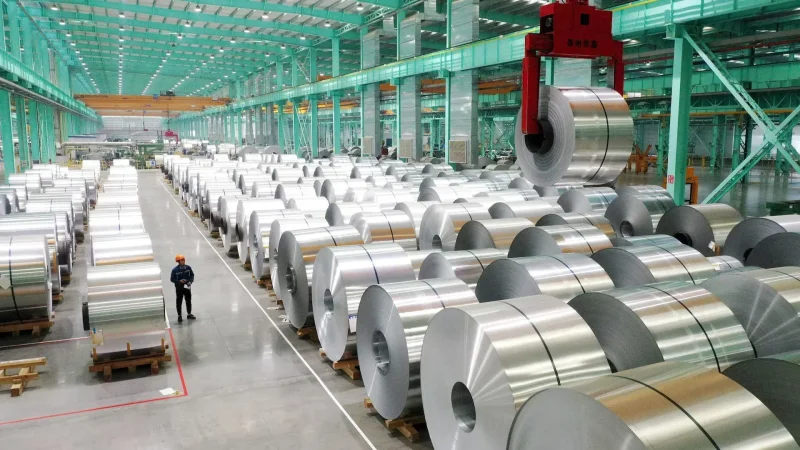 ارتفاع أسعار الألومنيوم بعد هجمات إيران على مصاهر في دول الخليج