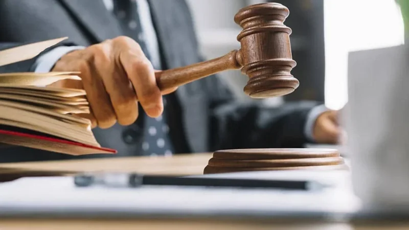 أحكام تصل إلى 60 سنة سجنا على متهمين في هجوم إرهابي